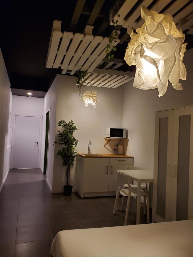 Small And Cozy Rooms - G Valencia Exterior foto
