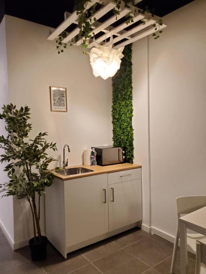 Small And Cozy Rooms - G Valencia Exterior foto