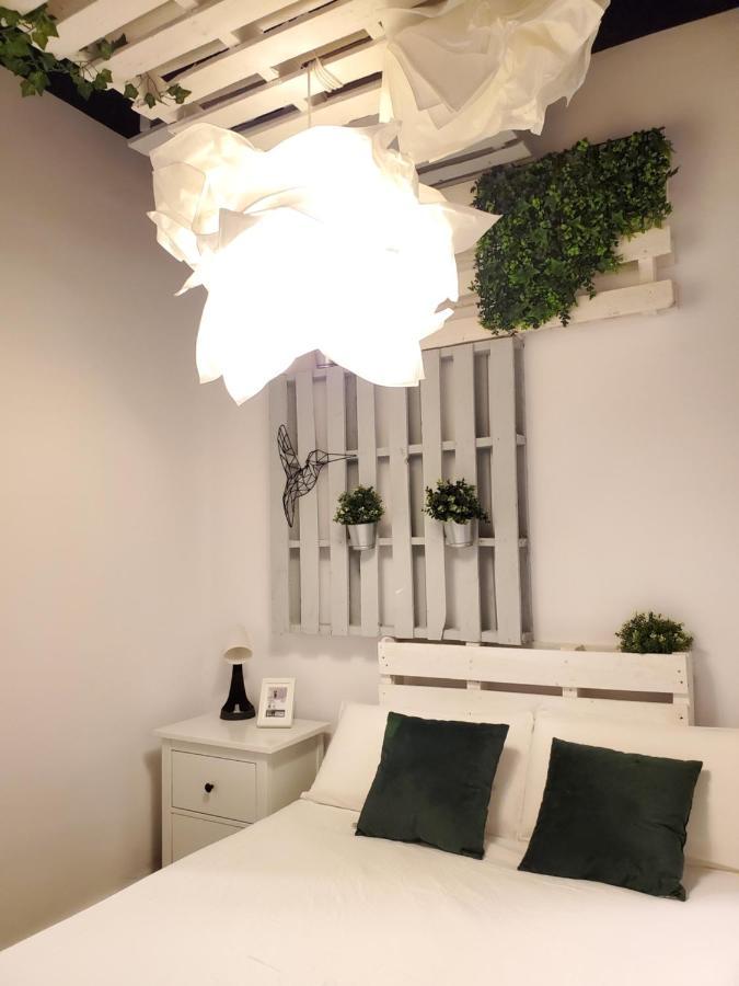 Small And Cozy Rooms - G Valencia Exterior foto