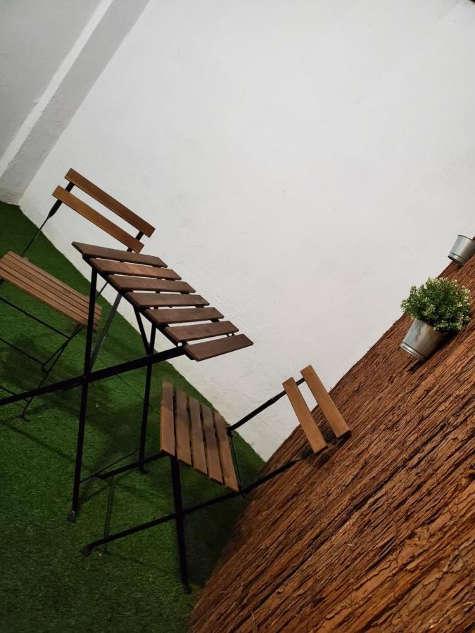 Small And Cozy Rooms - G Valencia Exterior foto