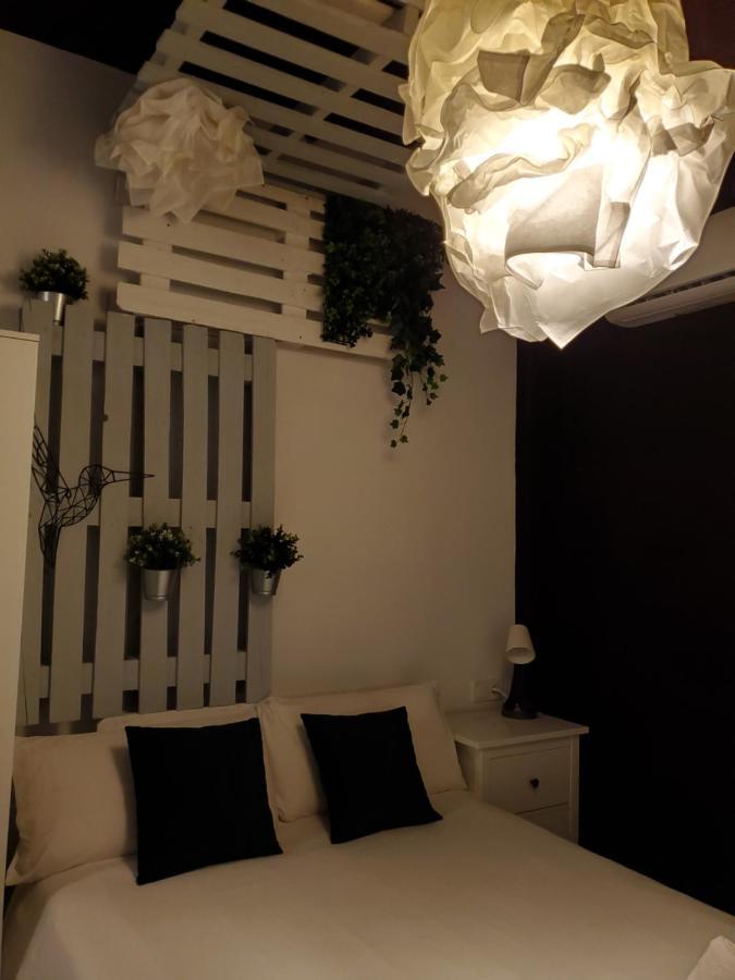 Small And Cozy Rooms - G Valencia Exterior foto