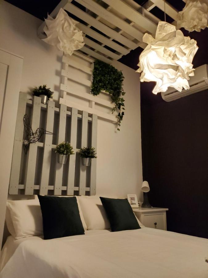 Small And Cozy Rooms - G Valencia Exterior foto